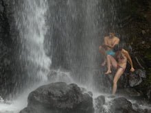 Load image into Gallery viewer, Glamping en los Farallones con vistas sobre Cali